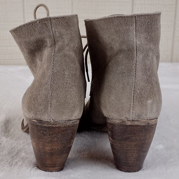 Innue Suede Stacked Heel Lace Up Ankle Boots Bootie Neutral Made in Italy - Picture 5 of 7